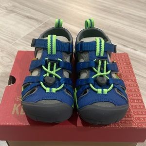 LITTLE KIDS SIZE 11 KEEN SEACAMP II CNX SANDALS